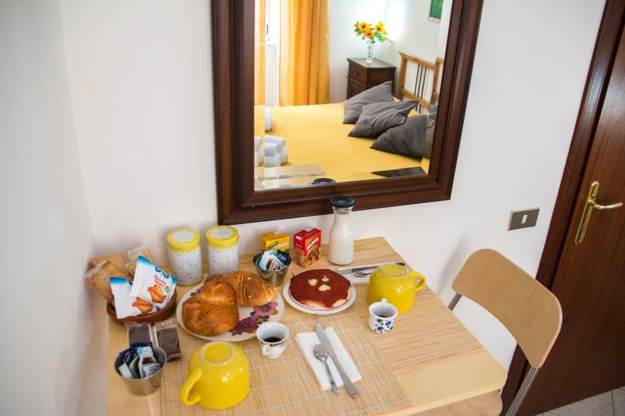 B&B Carbonara Napoli Buitenkant foto